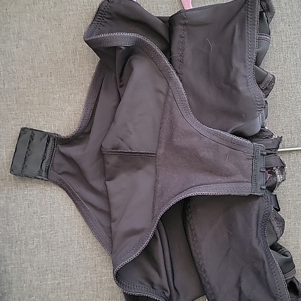 Maidenform Shapewear Bodysuit With Built In Underwire Bra Sz 36 C Black - Picture 7 of 15